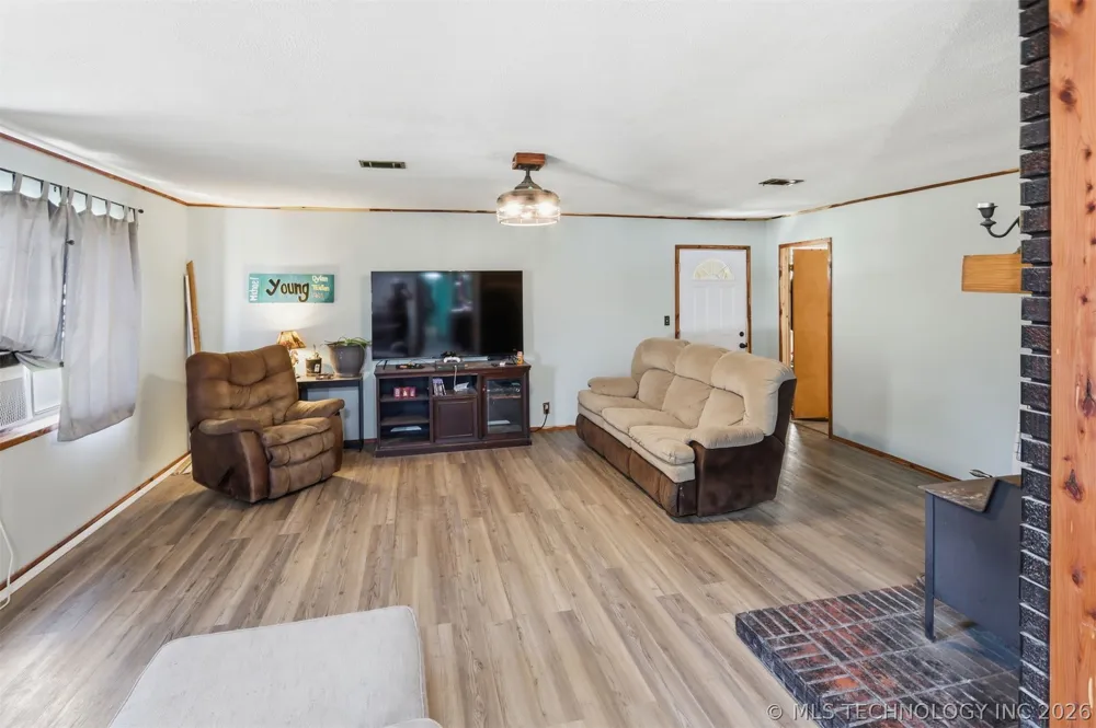 56826 710 ROAD Colcord, OK 74338