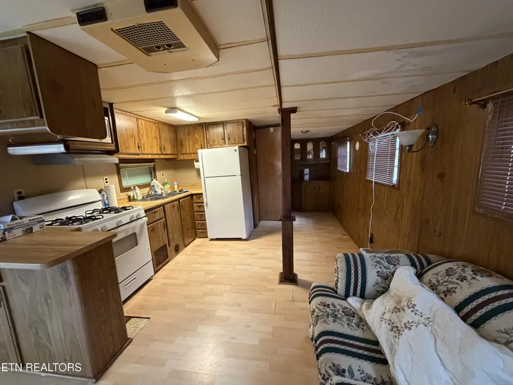 160 Apache Tr Crossville, TN 38572