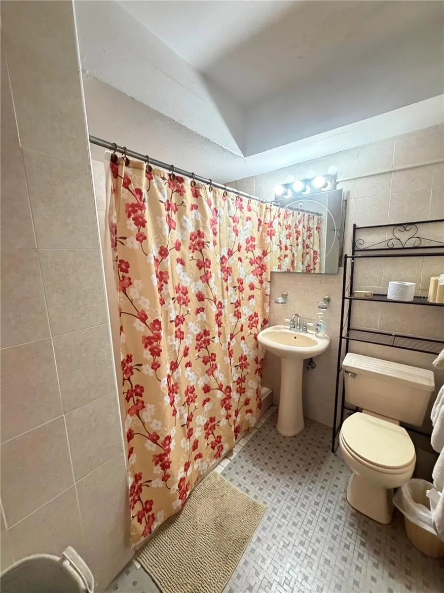 Apt 207 BORINQUEN TOWERS #207 San Juan, PR 00920