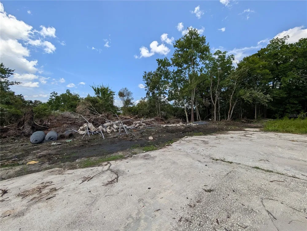 18847 JEFFERSON AVENUE Orlando, FL 32820