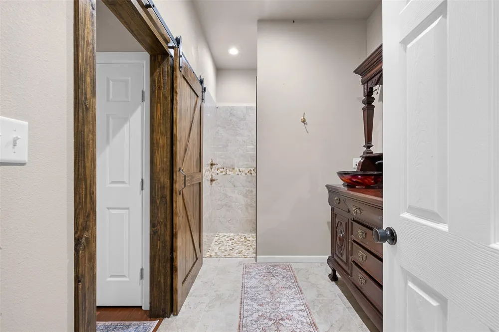 6944 County Road 132 Somerville, TX 77879