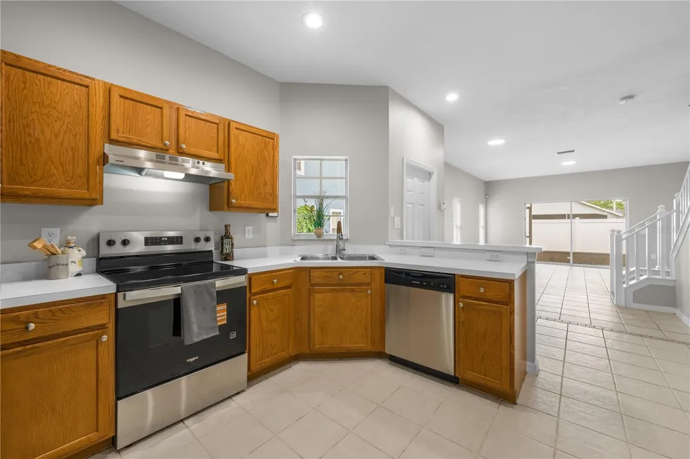 12948 KINGS CROSSING DRIVE Gibsonton, FL 33534