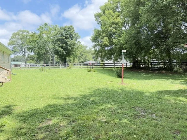 1300 Pleasant Ridge Rd Huntland, TN 37345