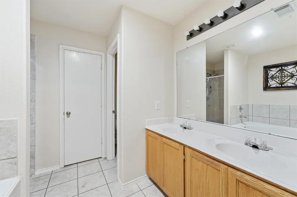 426 Mystic Glen Loop Kingwood, TX 77339