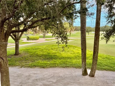 200 Jacaranda Country Club Dr #4B