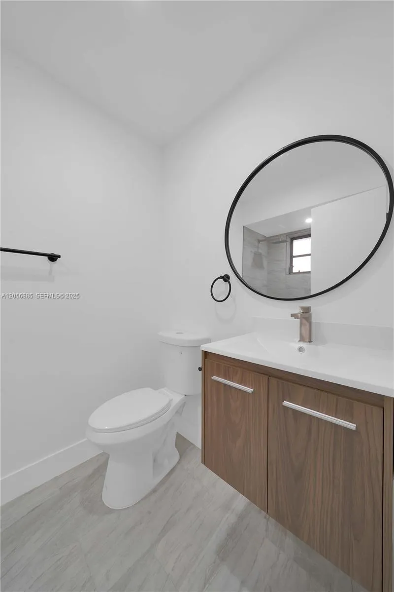 1535 SW 122nd Ave #3-7 Miami, FL 33184