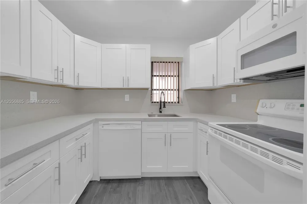 1535 SW 122nd Ave #3-7 Miami, FL 33184