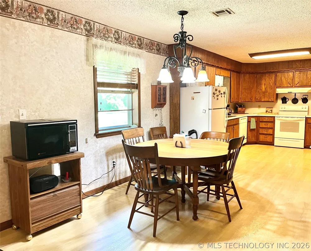 109866 S 4155 ROAD Checotah, OK 74426