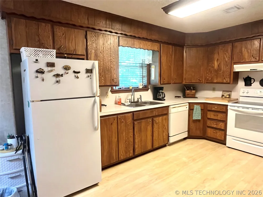 109866 S 4155 ROAD Checotah, OK 74426
