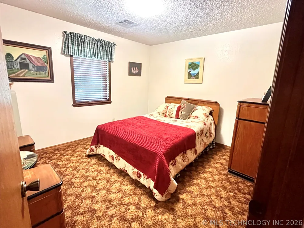 109866 S 4155 ROAD Checotah, OK 74426