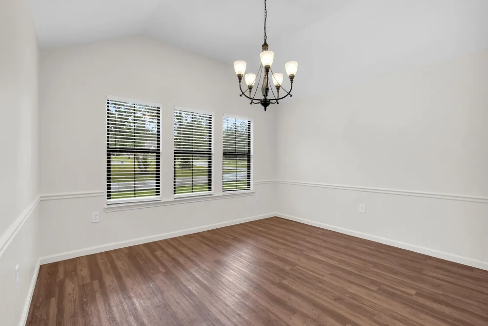 35 Rose Hill Court Huntsville, TX 77320
