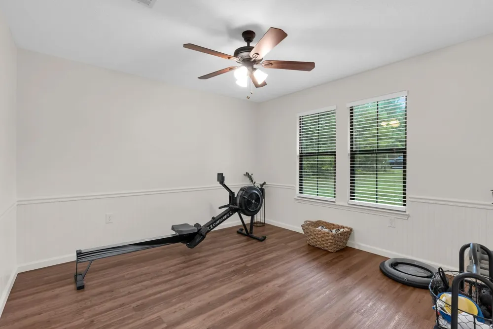 35 Rose Hill Court Huntsville, TX 77320
