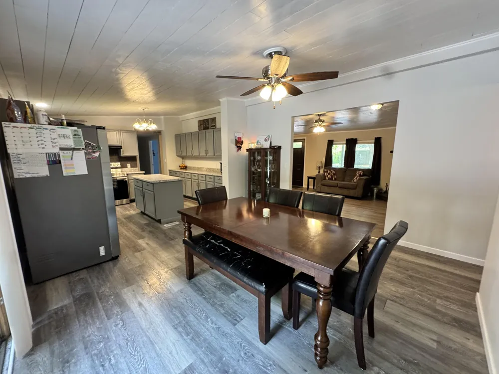 2888 Lyons Avenue Comstock Charter Township, MI 49048