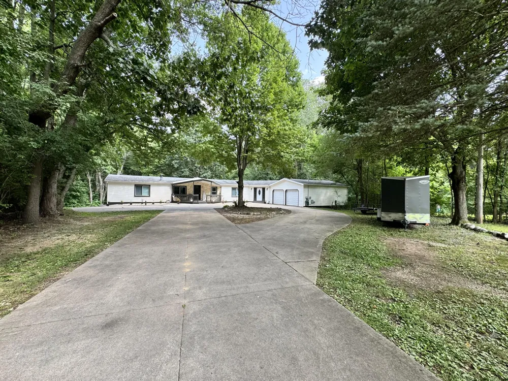2888 Lyons Avenue Comstock Charter Township, MI 49048