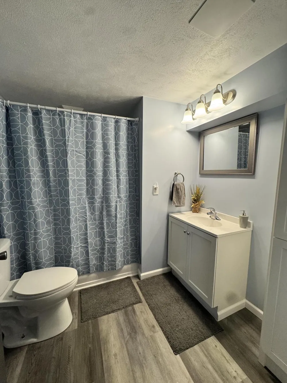2888 Lyons Avenue Comstock Charter Township, MI 49048