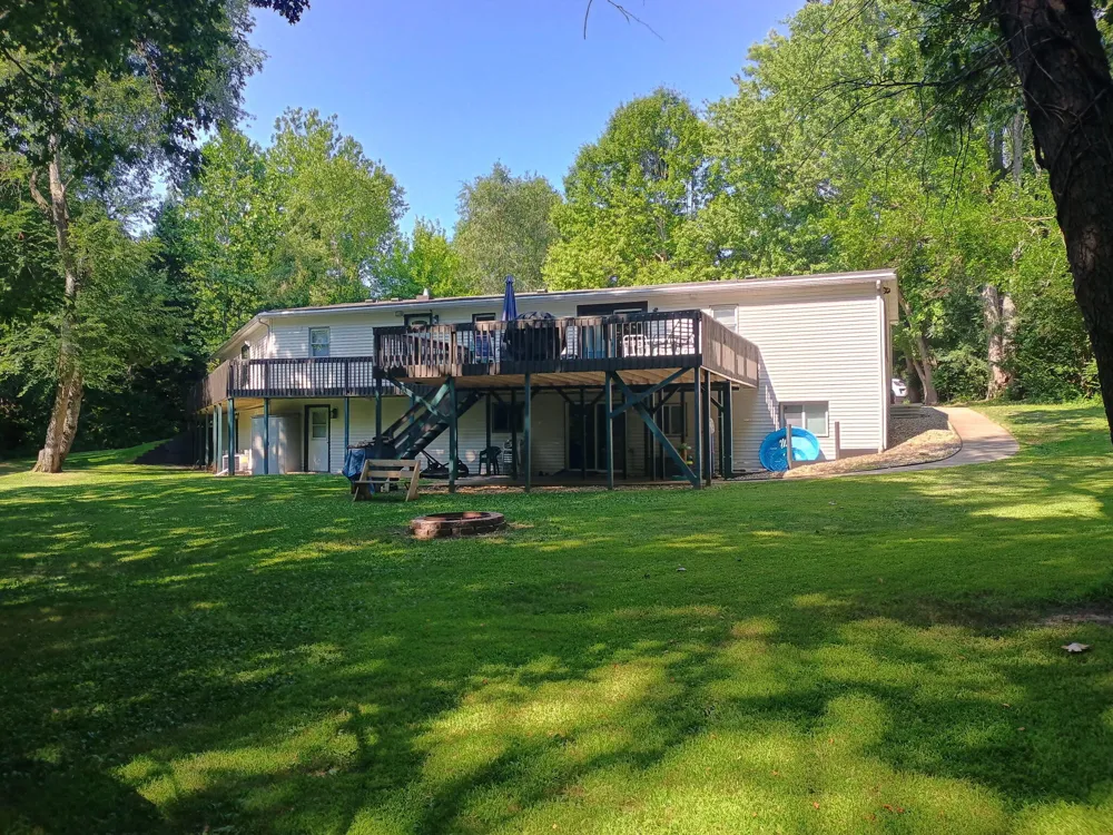 2888 Lyons Avenue Comstock Charter Township, MI 49048