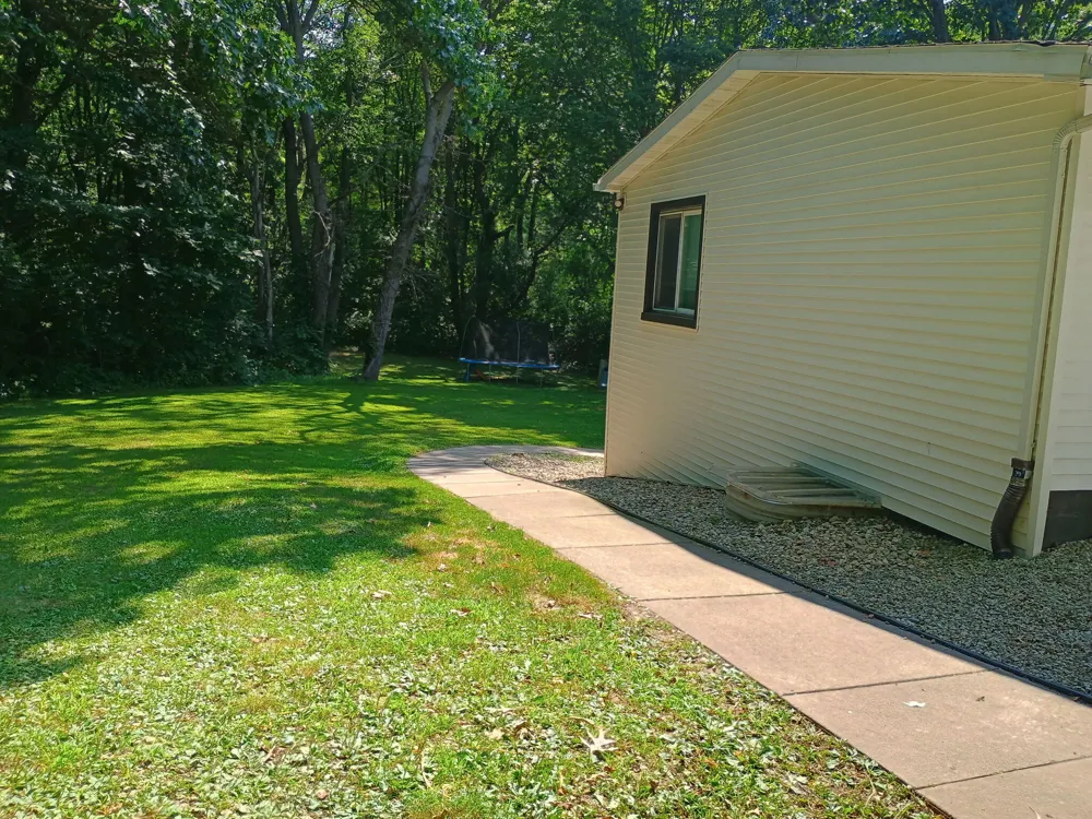 2888 Lyons Avenue Comstock Charter Township, MI 49048