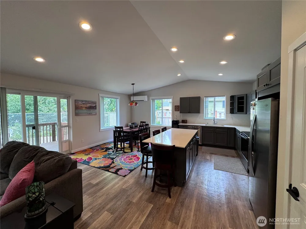 118 Pacific Boulevard NW Ocean Shores, WA 98569