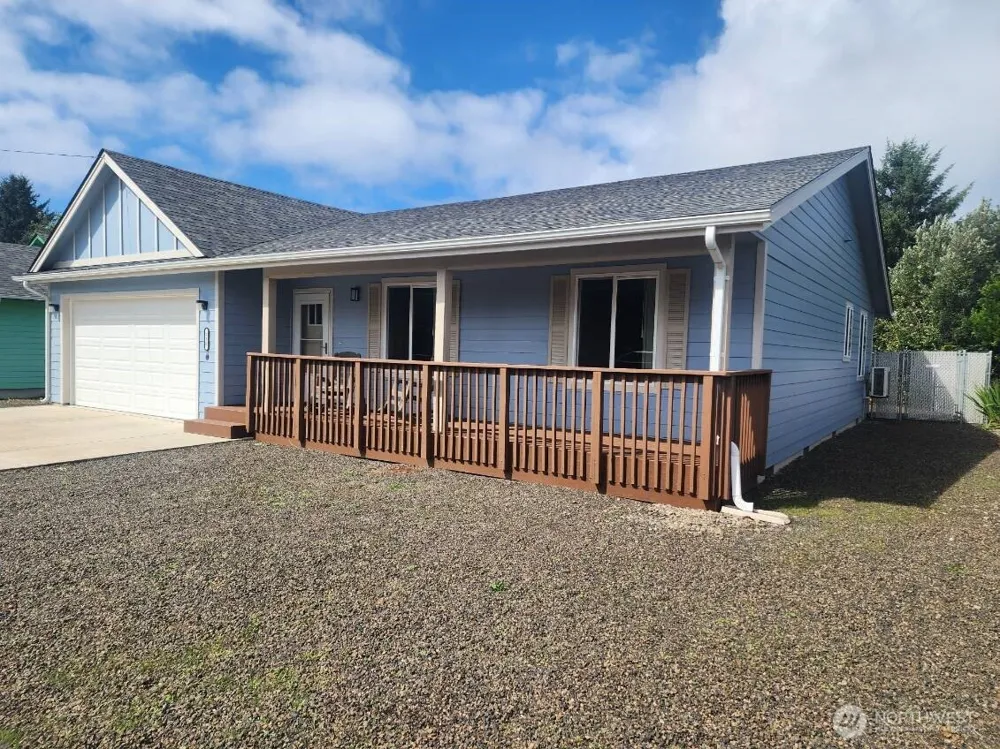 118 Pacific Boulevard NW Ocean Shores, WA 98569