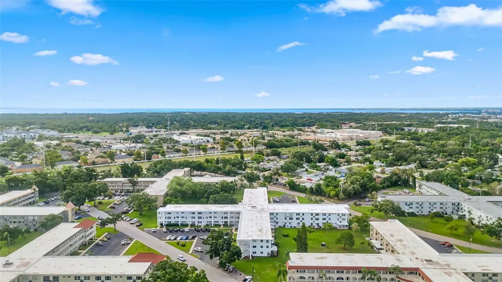 2454 AUSTRALIA WAY E #32 Clearwater, FL 33763