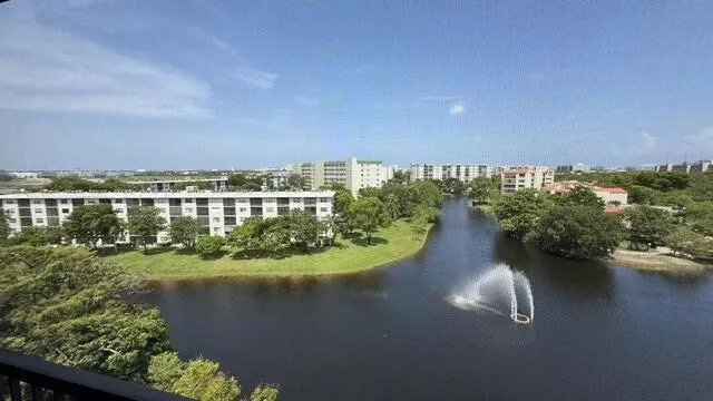 2334 S Cypress Bend Drive #802 Pompano Beach, FL 33069