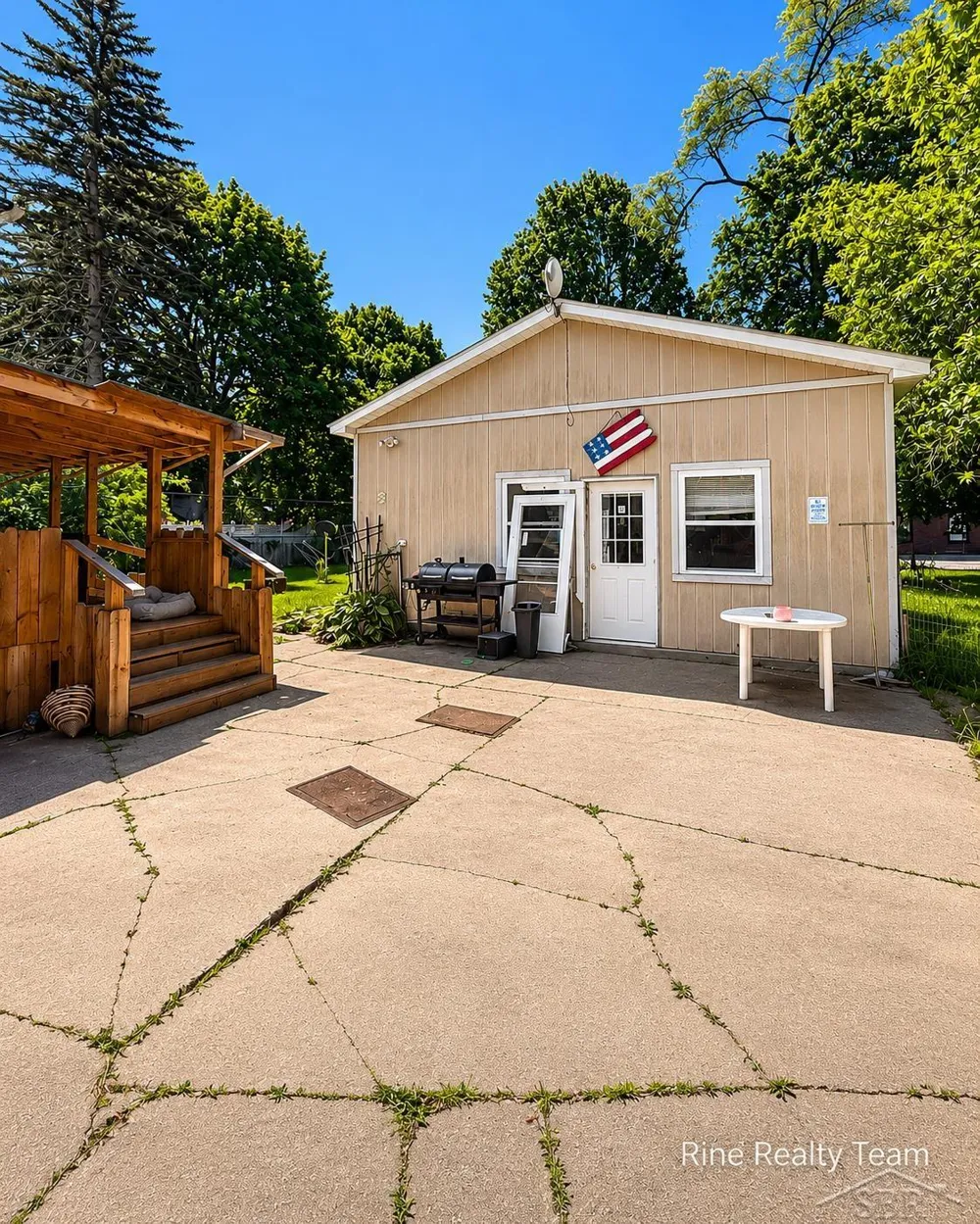 111 W Broadway Street Scottville City, MI 49454