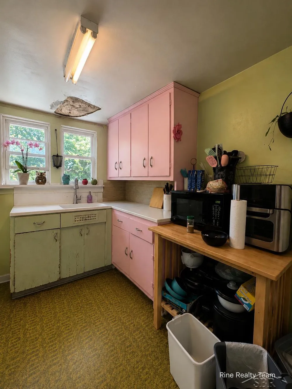 111 W Broadway Street Scottville City, MI 49454