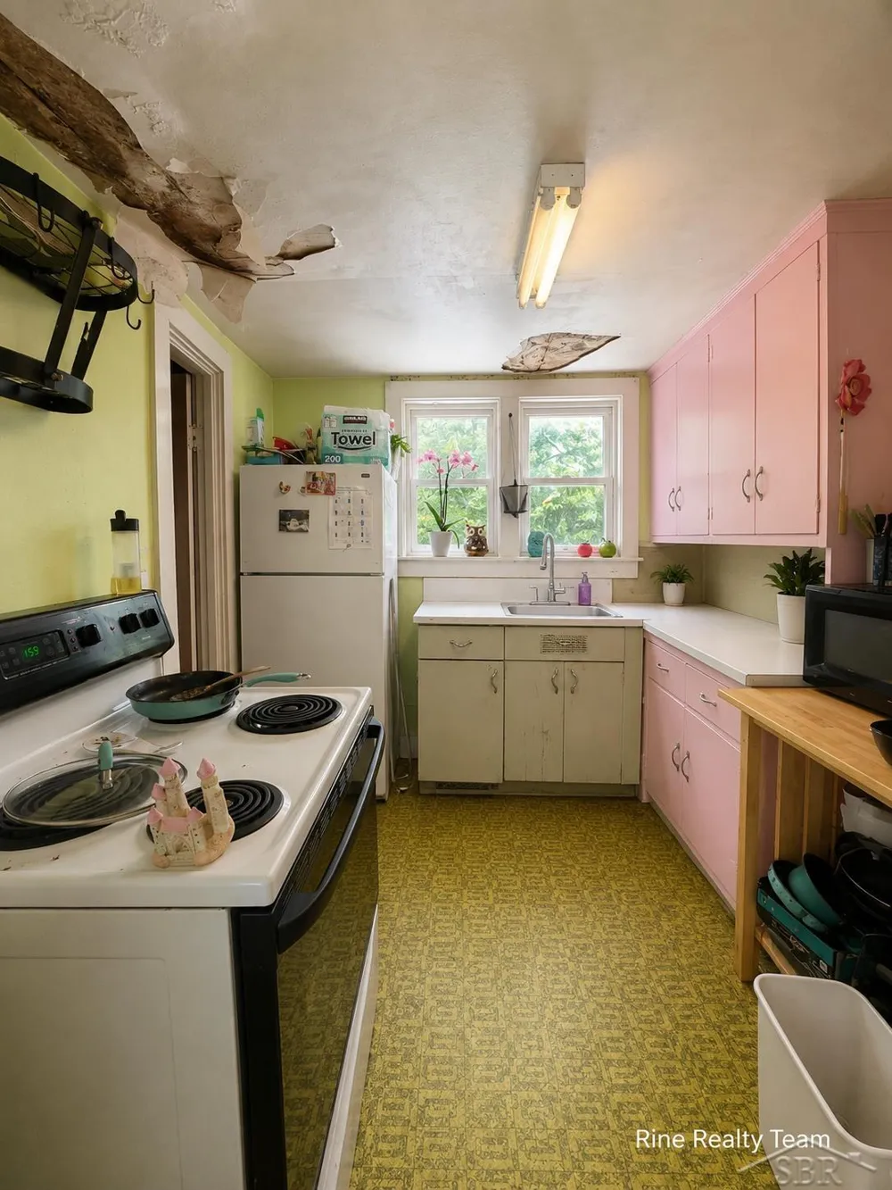 111 W Broadway Street Scottville City, MI 49454