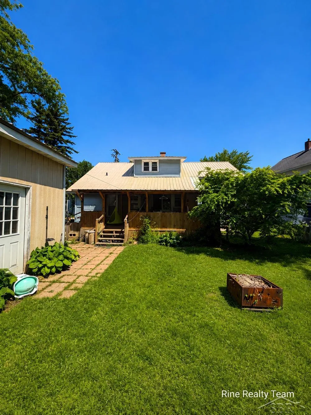 111 W Broadway Street Scottville City, MI 49454