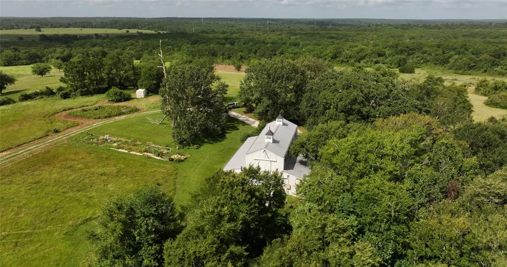 2624 Saint Beulah Chapel Road Montgomery, TX 77316