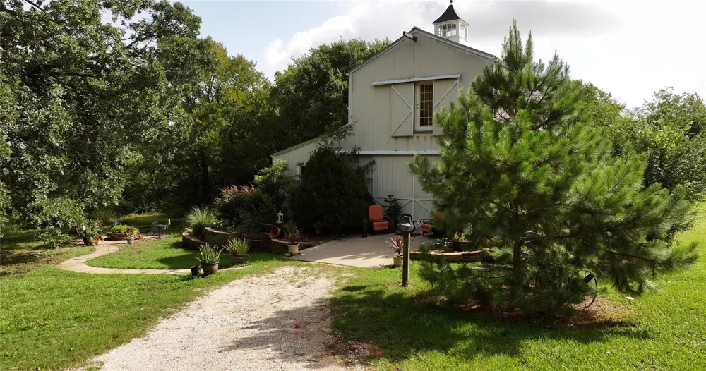 2624 Saint Beulah Chapel Road Montgomery, TX 77316
