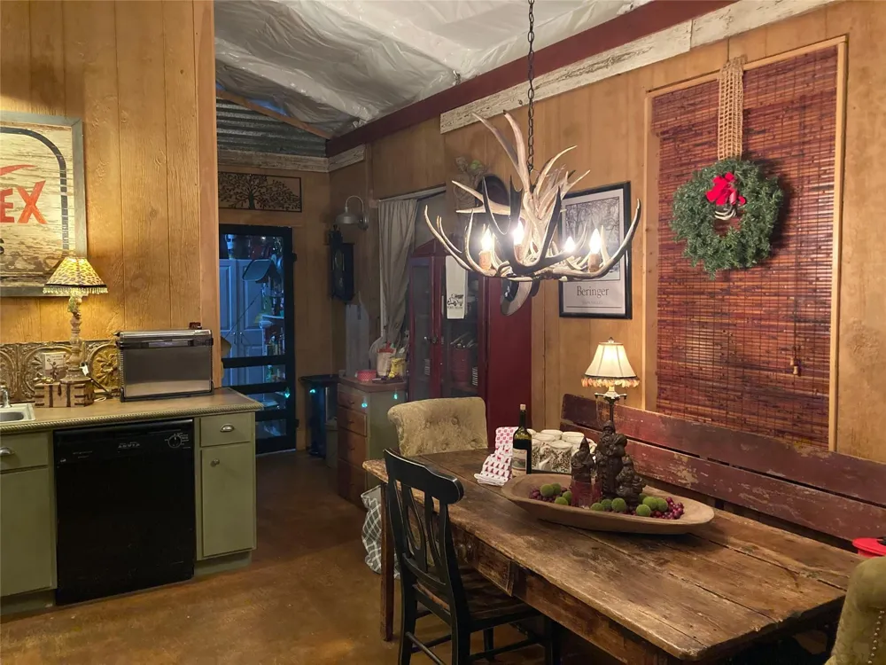 2624 Saint Beulah Chapel Road Montgomery, TX 77316