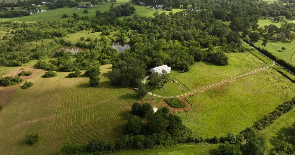 2624 Saint Beulah Chapel Road Montgomery, TX 77316