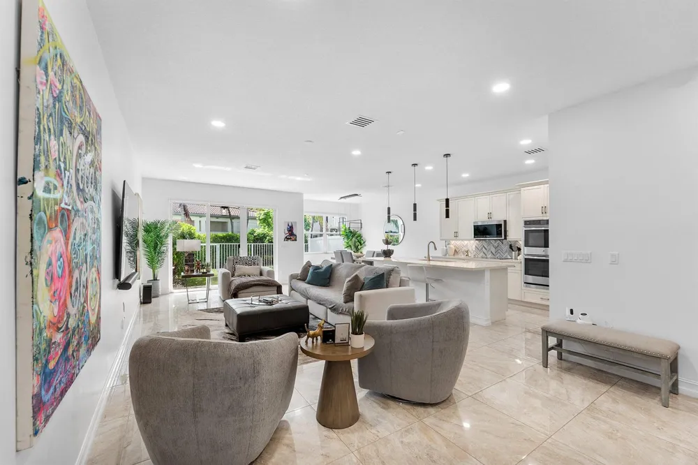 100 NW 69th Circle #52 Boca Raton, FL 33487