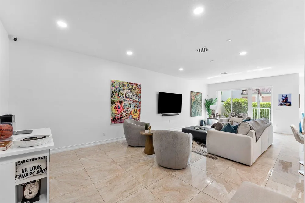 100 NW 69th Circle #52 Boca Raton, FL 33487