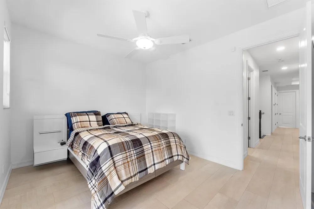 100 NW 69th Circle #52 Boca Raton, FL 33487