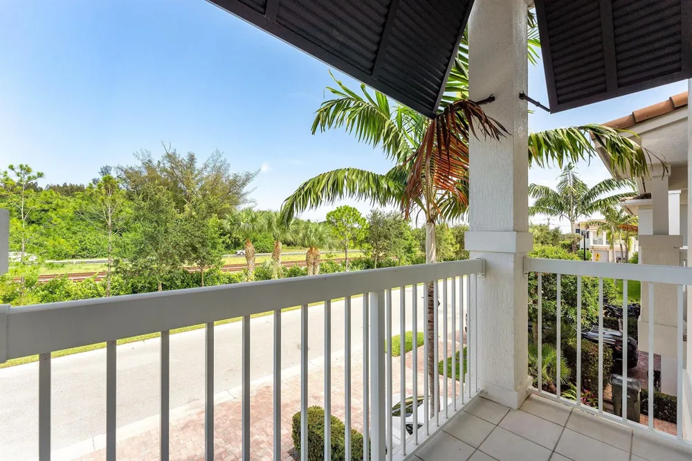 100 NW 69th Circle #52 Boca Raton, FL 33487