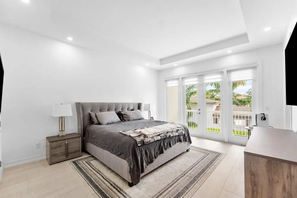 100 NW 69th Circle #52 Boca Raton, FL 33487