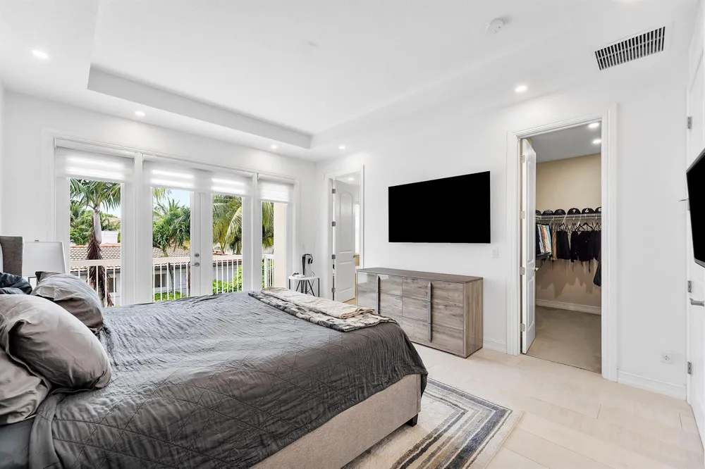 100 NW 69th Circle #52 Boca Raton, FL 33487