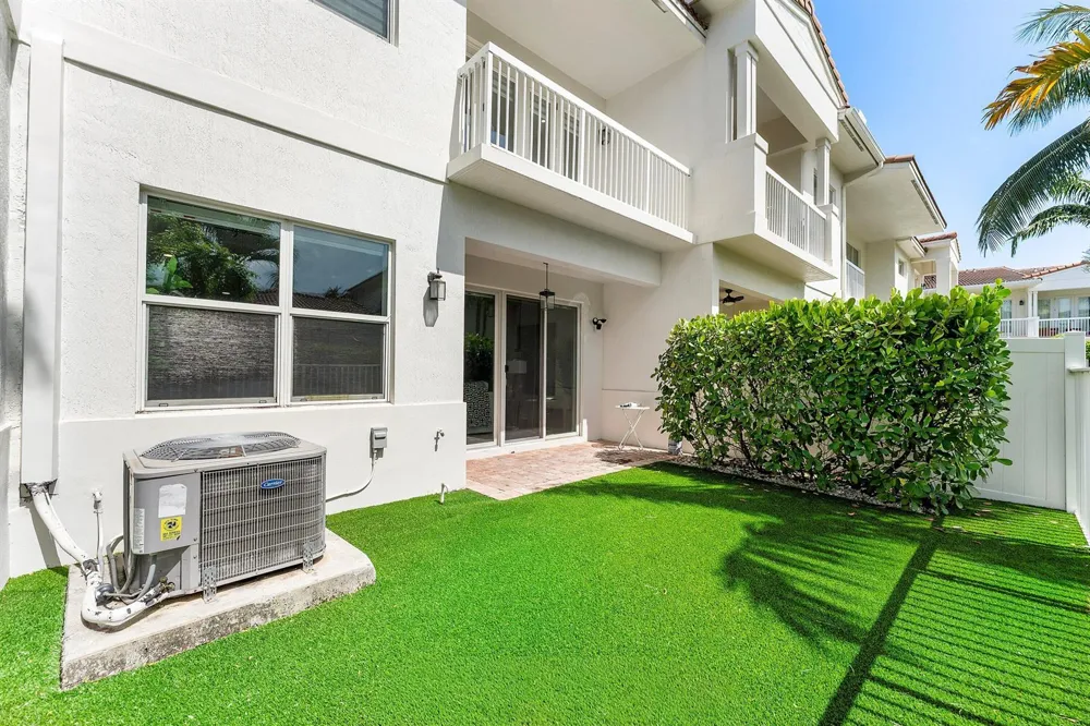 100 NW 69th Circle #52 Boca Raton, FL 33487