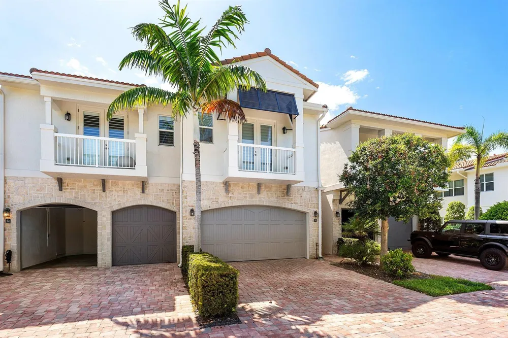 100 NW 69th Circle #52 Boca Raton, FL 33487