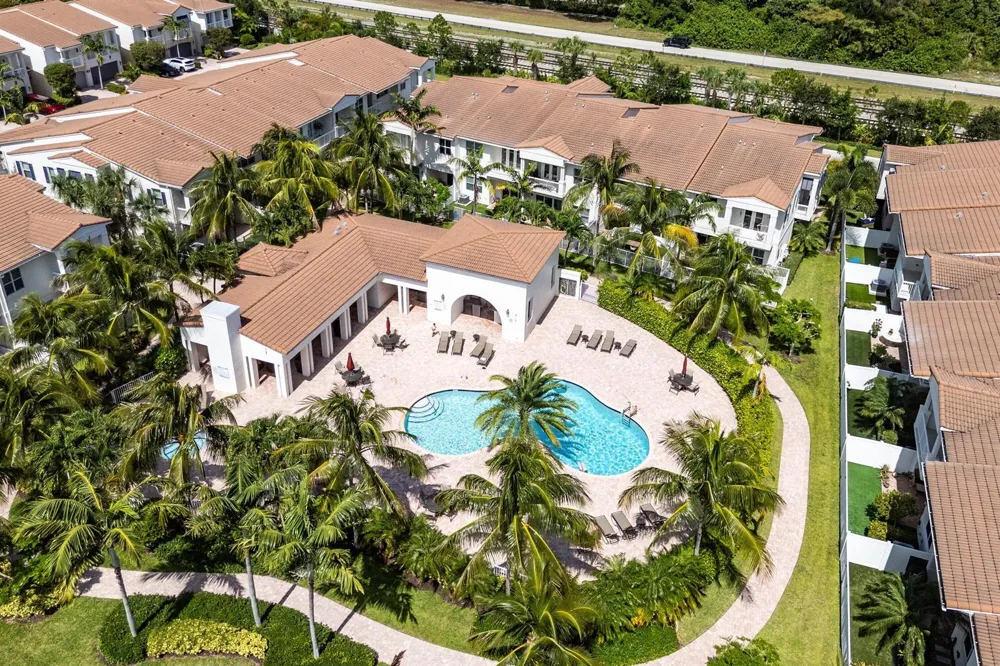 100 NW 69th Circle #52 Boca Raton, FL 33487