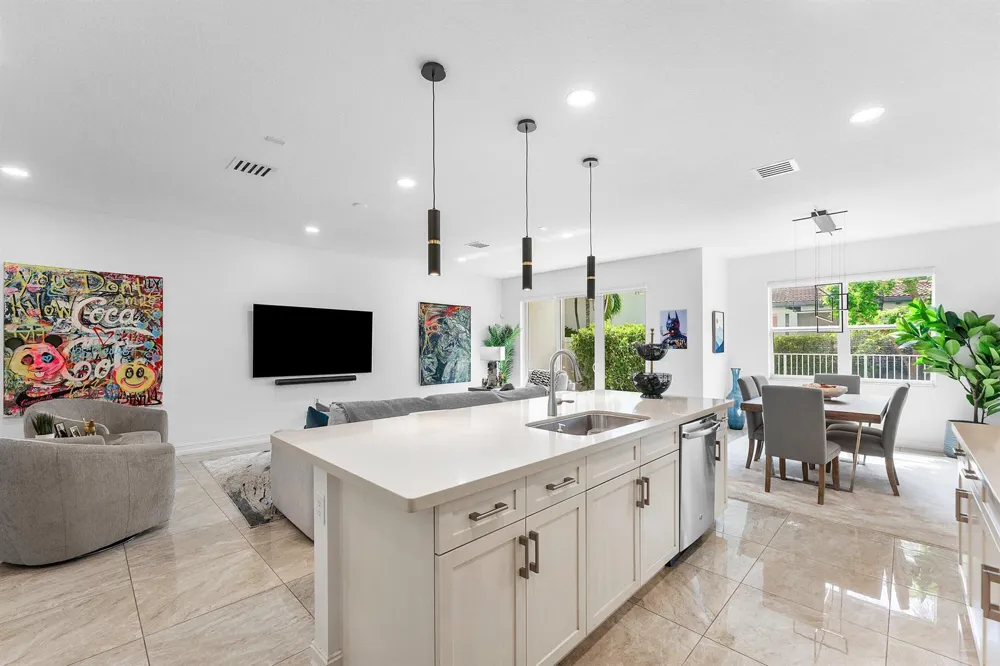 100 NW 69th Circle #52 Boca Raton, FL 33487