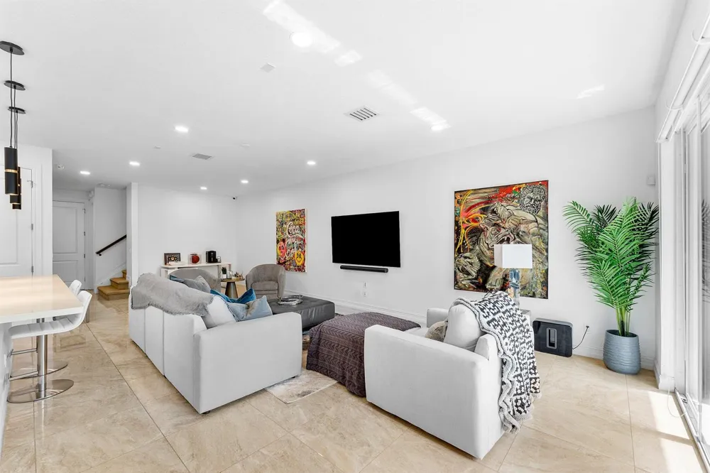 100 NW 69th Circle #52 Boca Raton, FL 33487