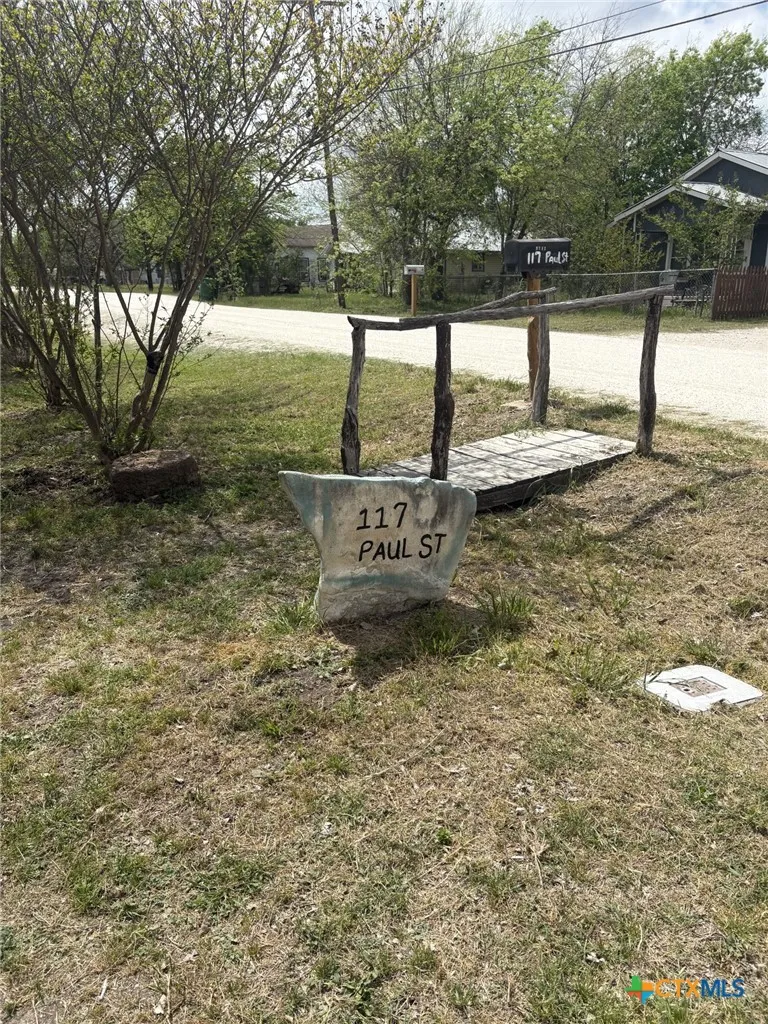 117 Paul Street Rogers, TX 76569