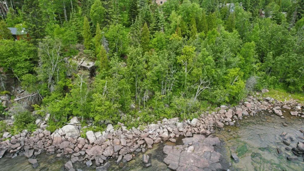 828 Slater Drive Beaver Bay, MN 55614