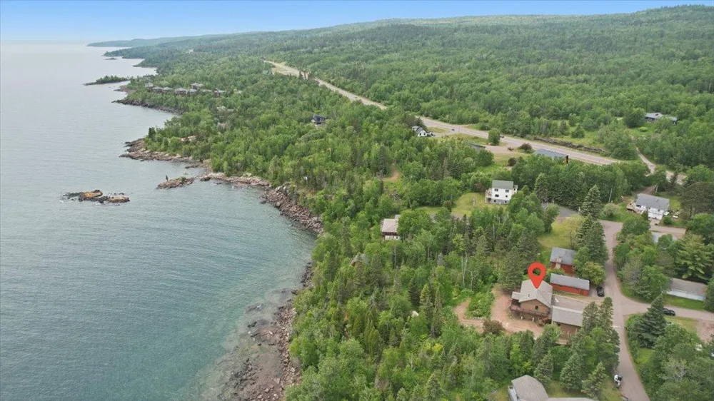 828 Slater Drive Beaver Bay, MN 55614