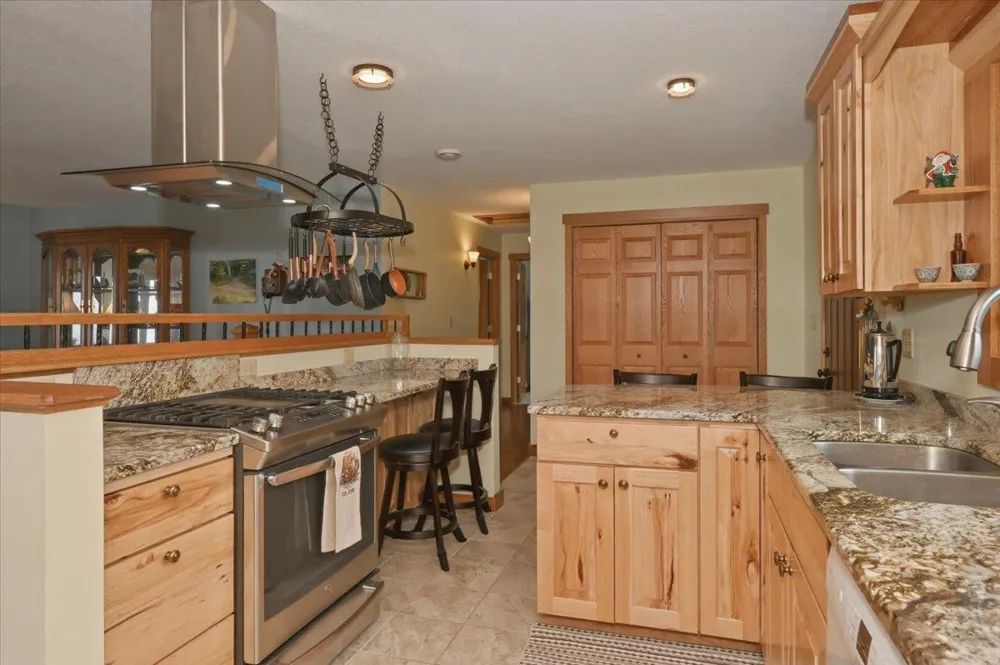 828 Slater Drive Beaver Bay, MN 55614