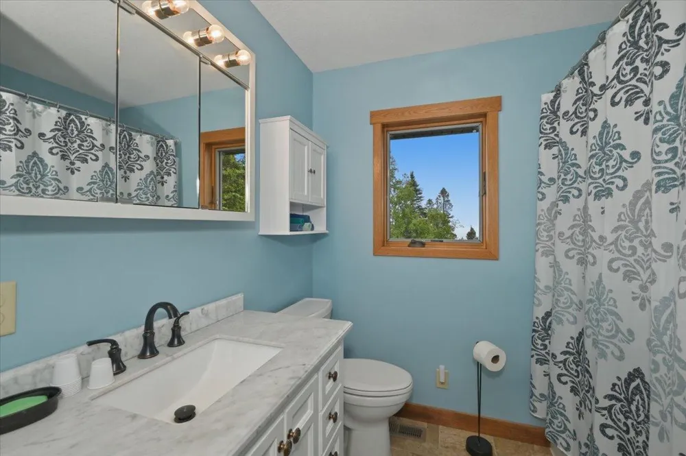 828 Slater Drive Beaver Bay, MN 55614