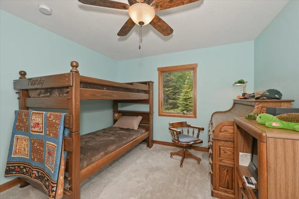828 Slater Drive Beaver Bay, MN 55614